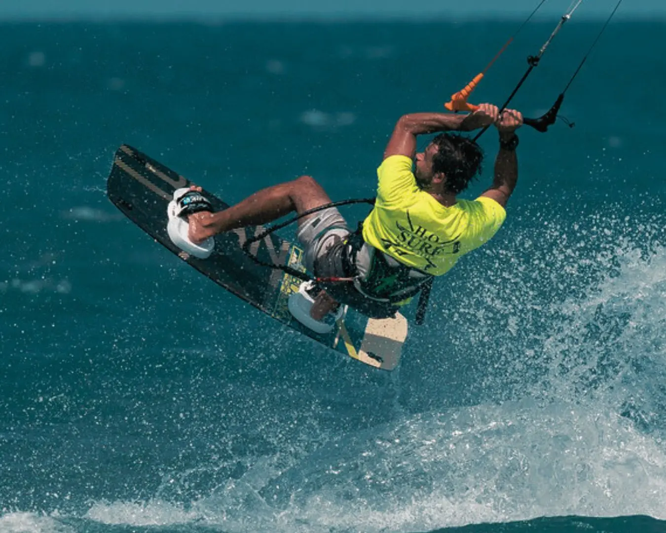 Kite surfing-–-Kalpitiya Sri Lanka