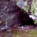 Caving sri lanka– Batatotalena Cave, Belilena Cave